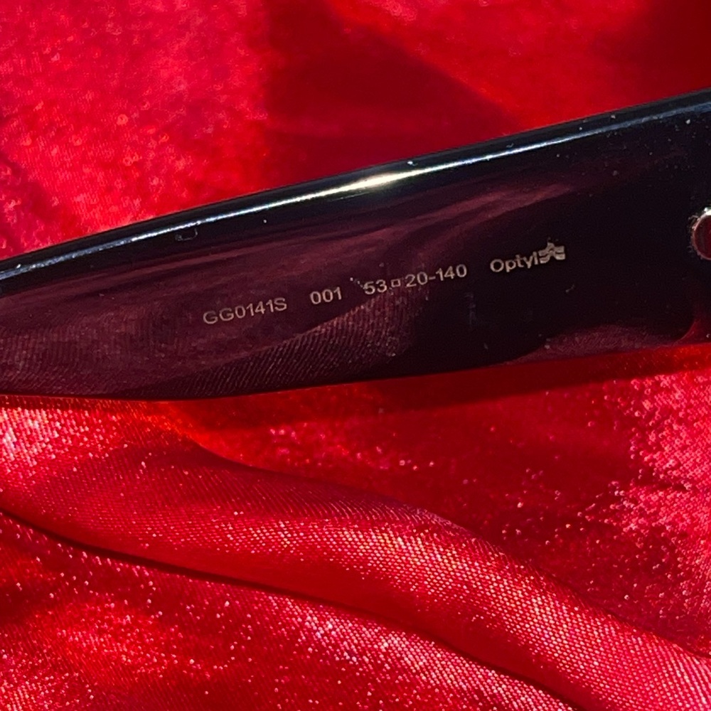 Gucci shades - Picture 4 of 6